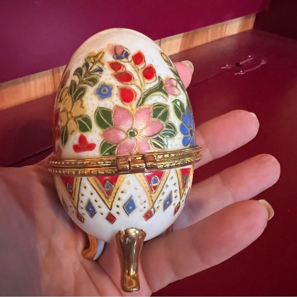 💚Hand-painted floral egg trinket box - Picture 4 of 5